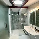Nerium Penthouse Τρογκίρ