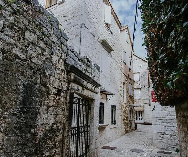 Nerium Penthouse Traù